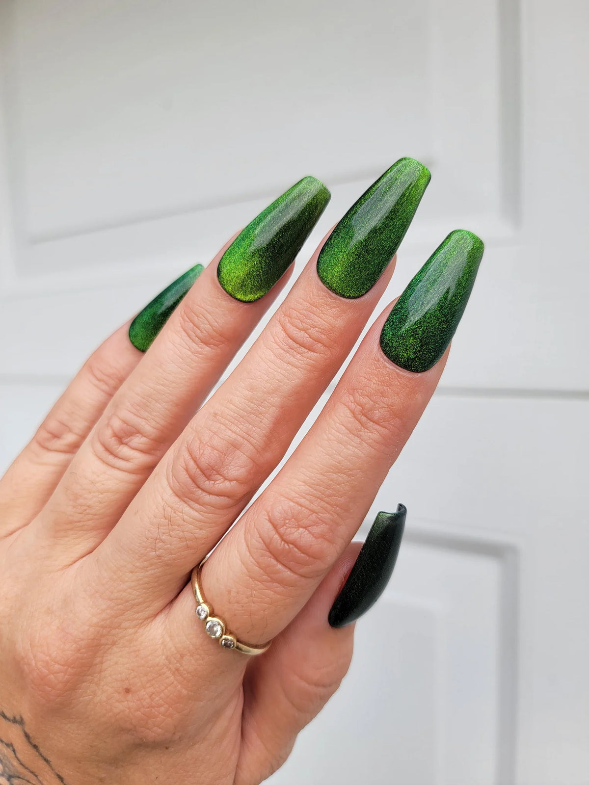Light Elegance P+ Vertigo, Cat Eye Gel Polish, 10ml