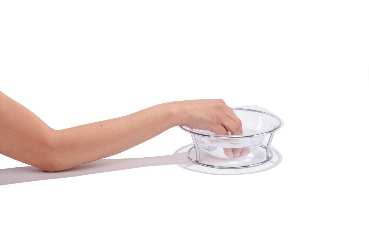 Belava Metal Stand with 20 Disposable Liners for Manicure