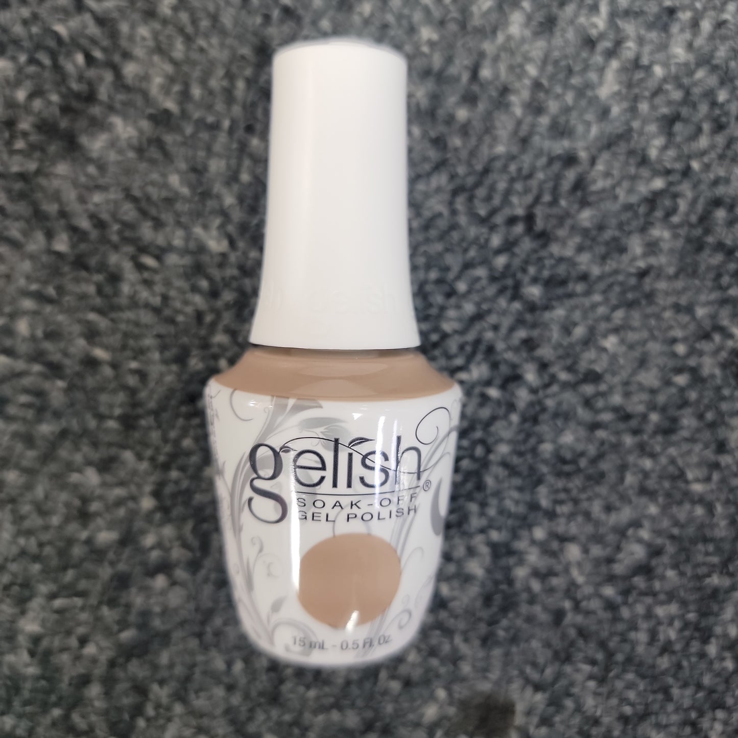 Gelish- soak off gel- Bare & Toasty