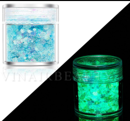 L.E. Beauty Chunky Nail Glitter 10g Bottle                      GLOW IN THE DARK!!!